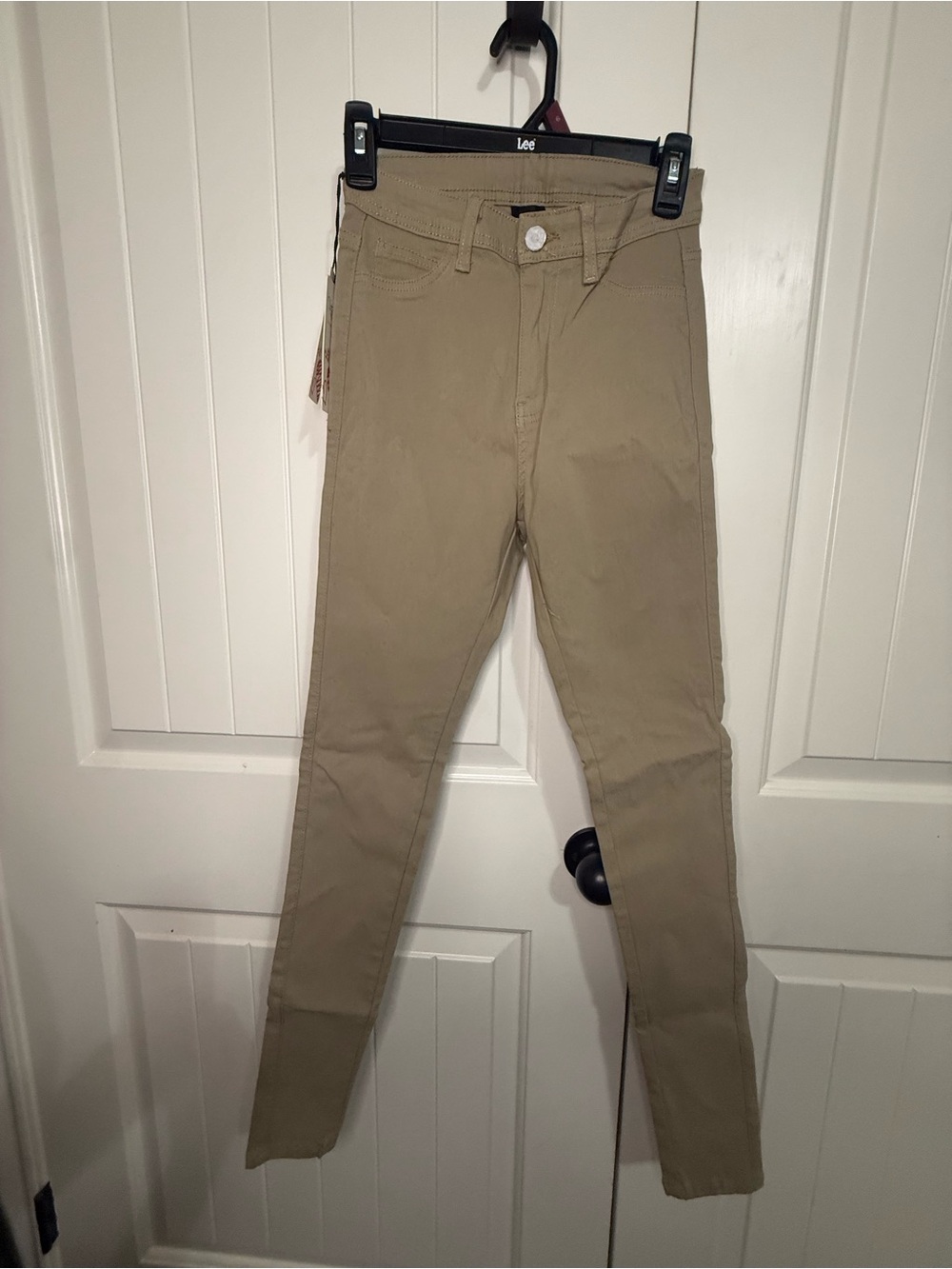 Loverbrand Women's Skinny Pants in Khaki